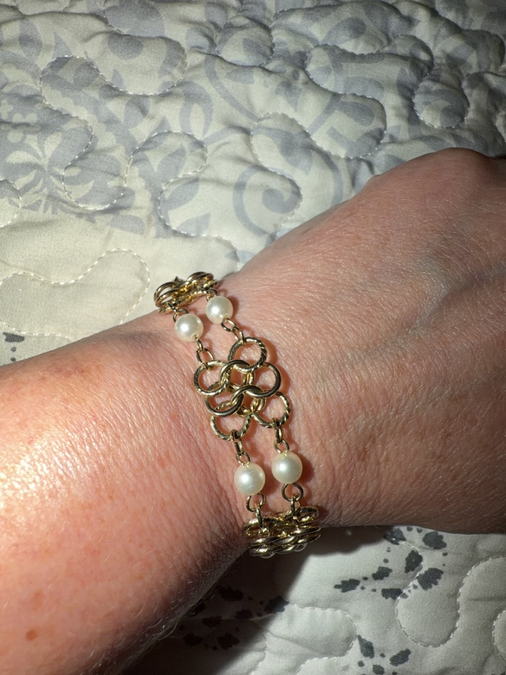 Vintage Goldette FauxPearl Link Bracelet - Elegant Women Jewelry